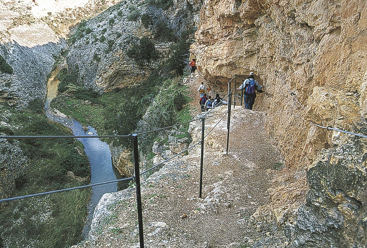 Ruta de Los Estrechos, etapa del GR 262 entre Ariño y Albalate del Arzobispo.