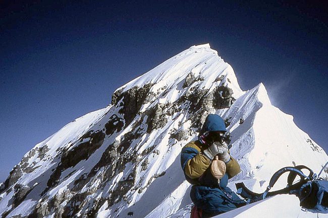 Arista final y cumbre del Everest desde la cumbre Sur.
