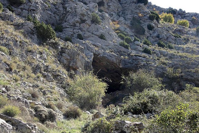 Cueva de Cuartún.